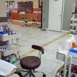 Pro Nails - Those two chairs in background are for waxing. Nail color selection