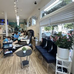 Green Beauty Nails & Spa