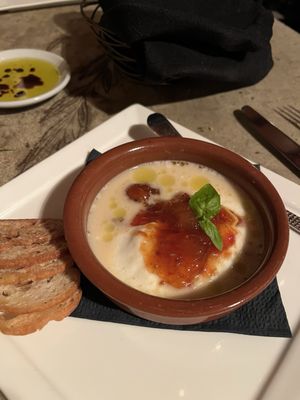 Tutoni's Restaurant by null