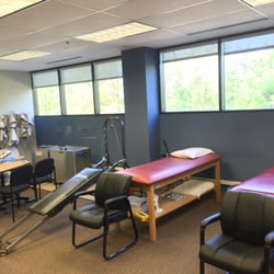 Select Physical Therapy - Enfield - Treatment area