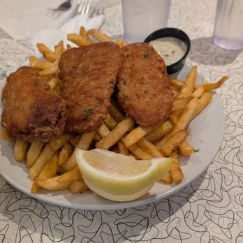 Corvette Diner - Fish and chips - Diners Near Me - San Diego, California