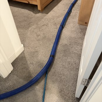 Advanced Cleaning Services - Before - carpet between times should be same color - Carpet Cleaning Near Me