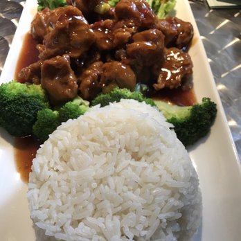Oriental Cafe - Vegetarian General Tso Chicken. - Chinese Near Me - Rockville, Maryland