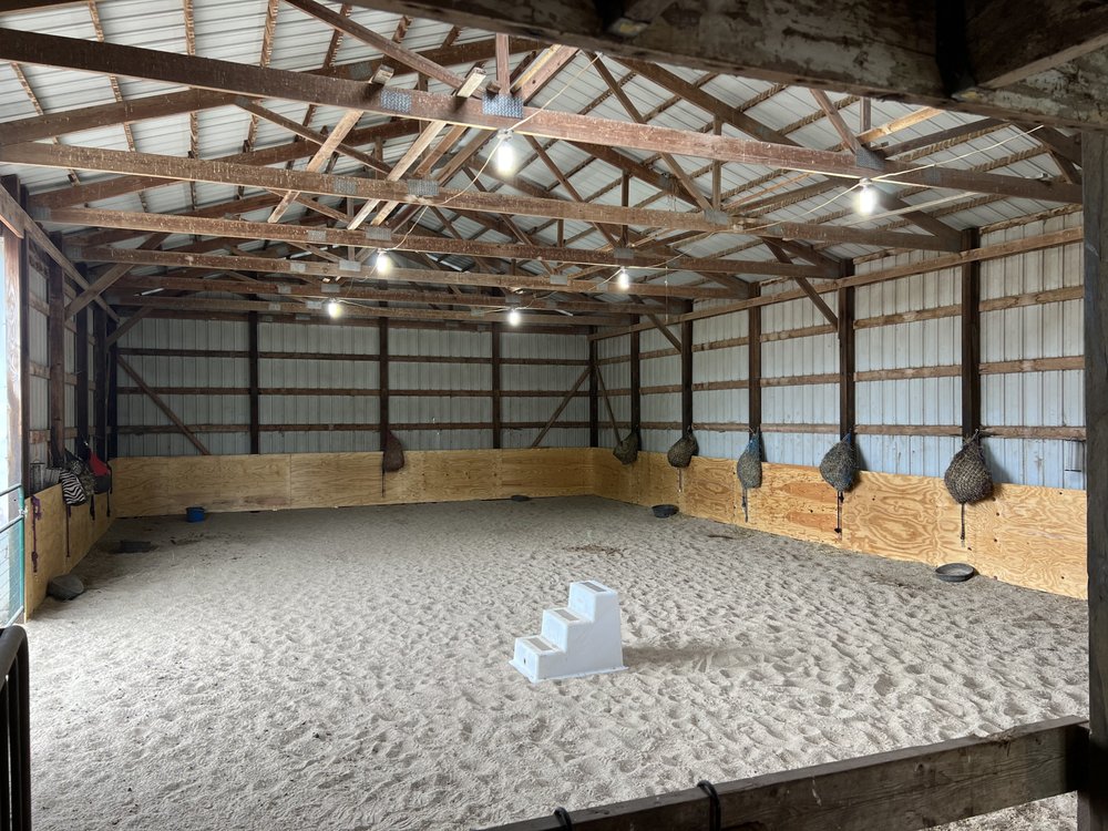 ROLLING HILLS STABLES - 23 Photos - 6320 55th Ave, Norwalk, Iowa