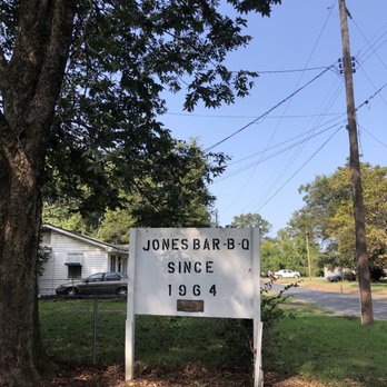 Jones Bar-B-Q Diner - Exterior sign - Barbeque Near Me - Marianna, Arkansas Jones Bar-B-Q Diner - Exterior sign - Barbeque Near Me - Marianna, Arkansas