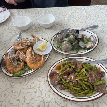 Capital Seafood Restaurant - Salt and pepper shrimp and clams and beef - Seafood Near Me - Garden Grove, California