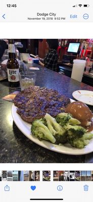 Central Station Bar & Grill by null