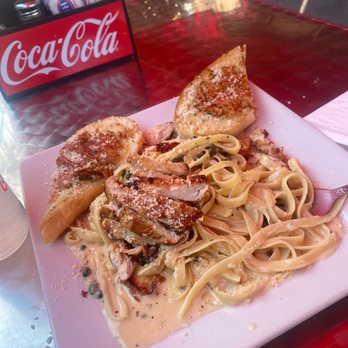 George's Cafe - Chicken Piccata Linguine - Breakfast & Brunch Near Me - West Covina, California