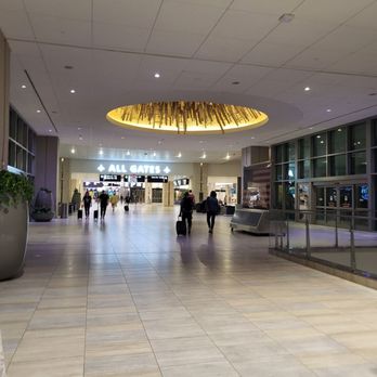 Main Terminal - TPA - Walk from shuttle to main terminal - Airport Terminals Near Me - Tampa, Florida Main Terminal - TPA - Walk from shuttle to main terminal - Airport Terminals Near Me - Tampa, Florida