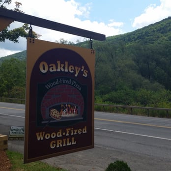 Oakley's Place - Chicken Wings Near Me - Arkville, New York