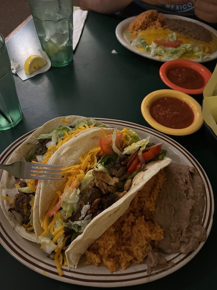 Juanito's Restaurant — Mexican restaurant in Clovis