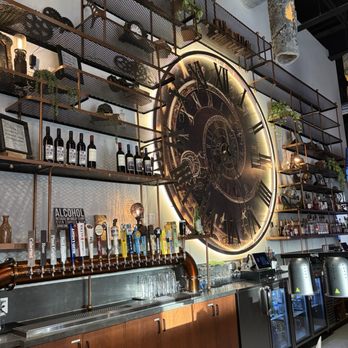 Fun Depot - Bar area - Amusement Parks Near Me - Lake Worth, Florida
