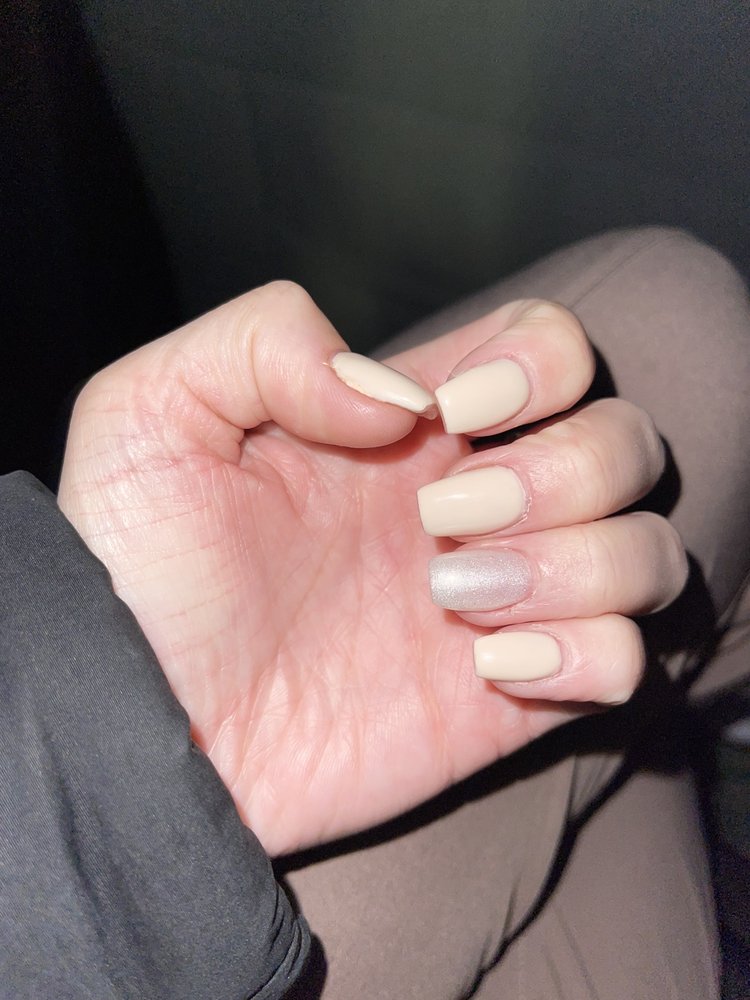 NAIL GALLERY ON THE PONDS Updated August 2024 14 Reviews 515 Lake