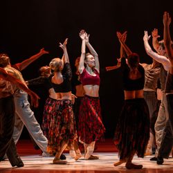 Orlando Ballet brings a broad repertoire of timeless classics,  modern works , and bold new creations to audiences across Central Florida