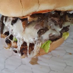 Bobbalou's Burgers & Dogs - Mushroom swiss