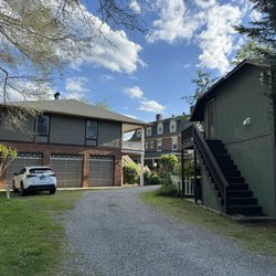 The Reynolds Mansion Bed & Breakfast Inn