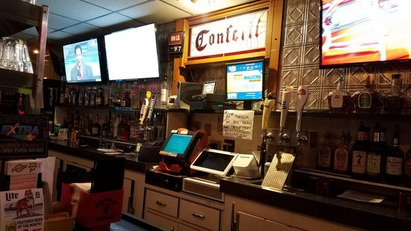 342 Bar & Grill by null