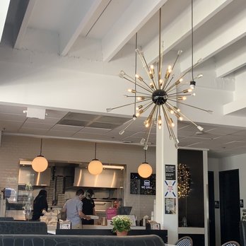 THE LOOP RESTAURANT - Decor - Pizza Near Me - Jacksonville, Florida