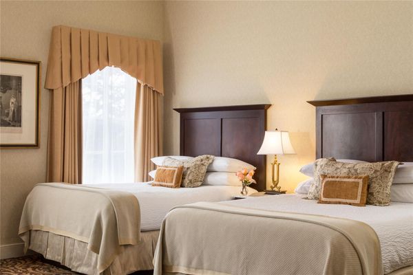 Linden Row Inn by null