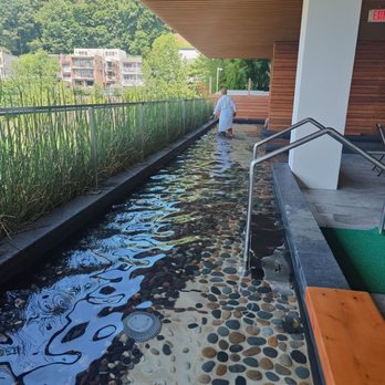 SoJo Spa Club - Saunas Near Me - Edgewater, New Jersey