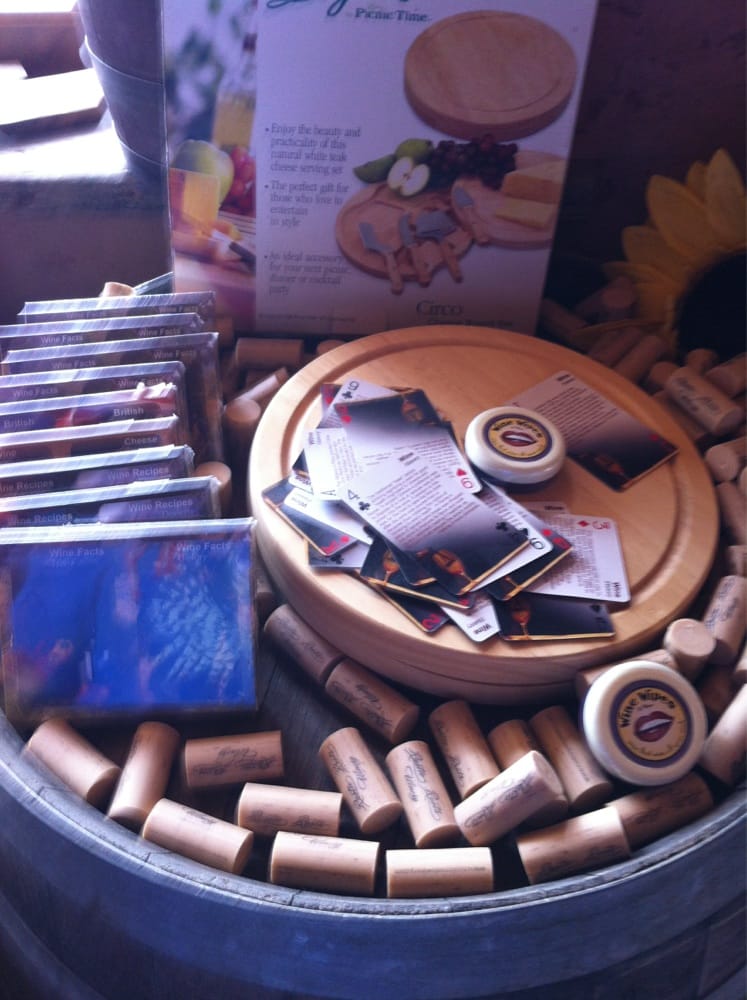 RUSTIC ROOTS WINERY Updated September 2024 2238 Hwy 3, Cawston, British Columbia Wineries