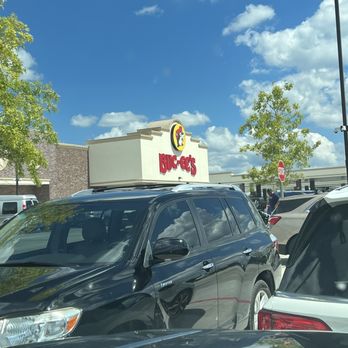 Buc-ee's - Front - Gas Stations Near Me - Crossville, Tennessee