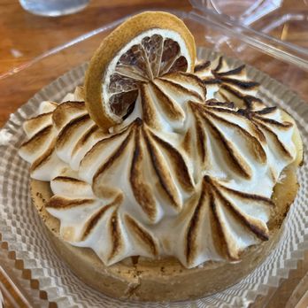 Tower Cafe - Lemon Tart $8, very good - Breakfast & Brunch Near Me - Sacramento, California