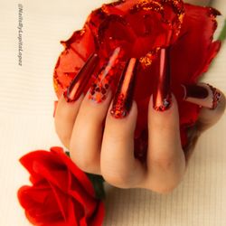 Nailsbylupitalopez
