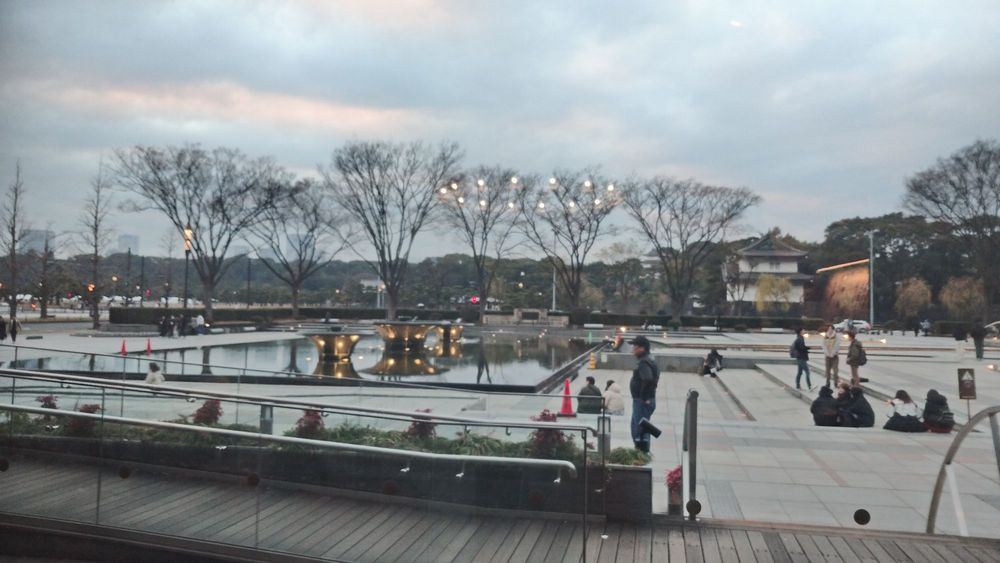 スターバックス 皇居外苑 和田倉噴水公園店