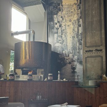 Social Corner - Interior decor amazing - Pizza Near Me - Vancouver, British Columbia Social Corner - Interior decor amazing - Pizza Near Me - Vancouver, British Columbia