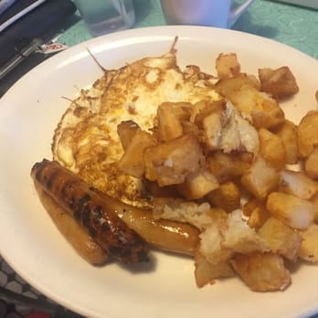 Times Square Diner - Eggs with sausage and home fries - Diners Near Me - Toronto, Ontario Times Square Diner - Eggs with sausage and home fries - Diners Near Me - Toronto, Ontario
