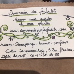 Savonnerie des Farfadets - Her handmade business card.