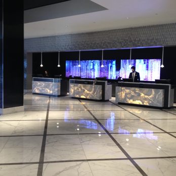 Hilton Miami Downtown - front desk - Hotels Near Me - Miami, Florida Hilton Miami Downtown - front desk - Hotels Near Me - Miami, Florida