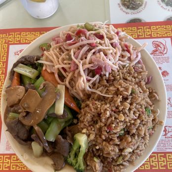 Lee’s Chinese Kitchen - Beef with broccoli - Chinese Near Me - Modesto, California