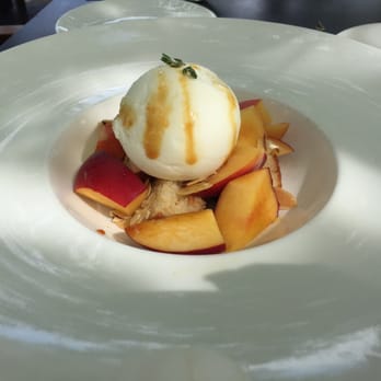Solbar - Dollarhide Ranch Arctic Sweet Nectarines w/ Almond Cake, Thyme Ice Cream, and Pine Bud Syrup - New American Near Me - Calistoga, California Solbar - Dollarhide Ranch Arctic Sweet Nectarines w/ Almond Cake, Thyme Ice Cream, and Pine Bud Syrup - New American Near Me - Calistoga, California