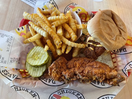 Dave's Hot Chicken by null