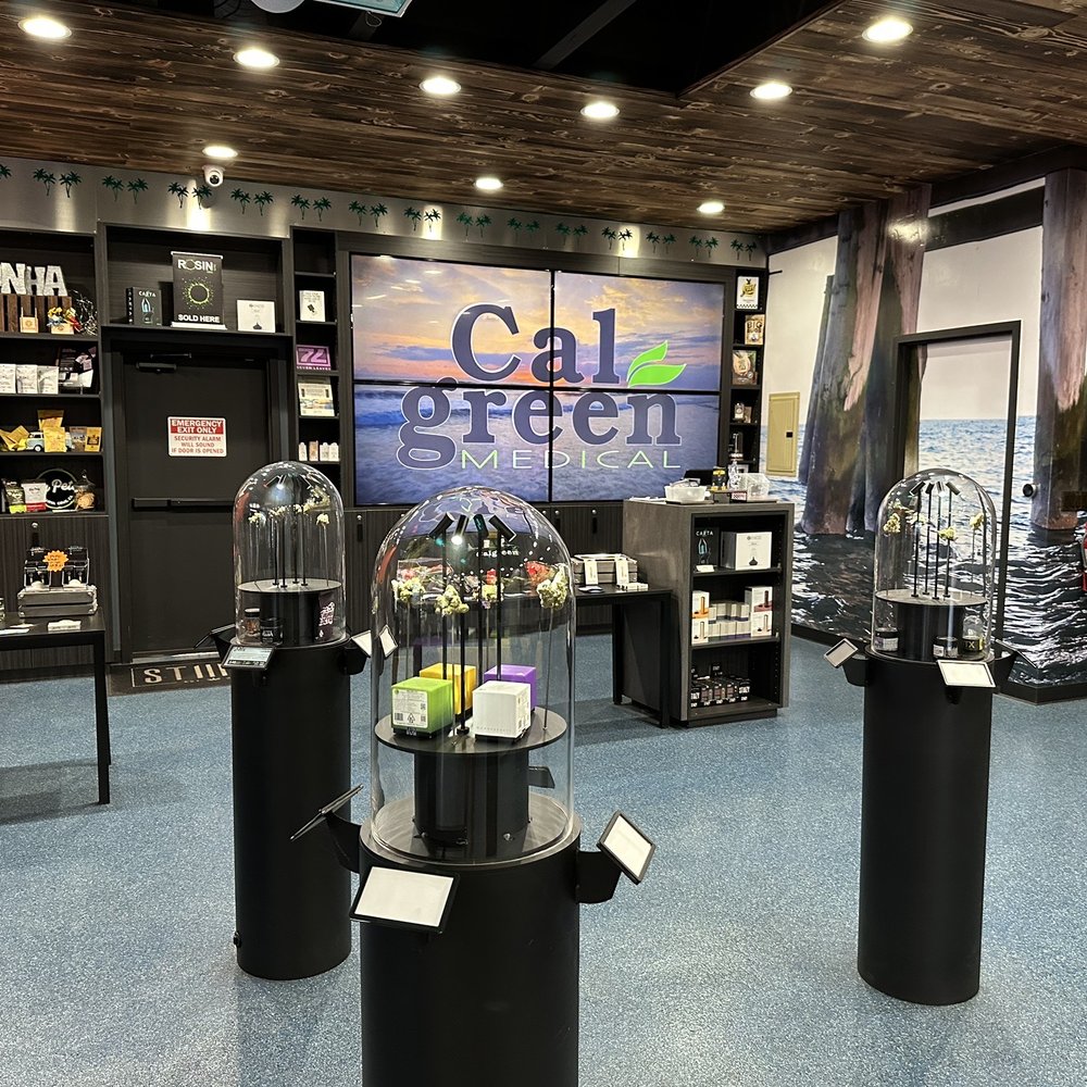 Calgreen Medical - Inside the shop - Head Shops Near Me - Goleta, California