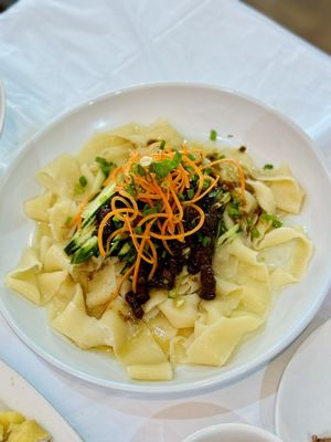 East Wall Chinese Cuisine by null
