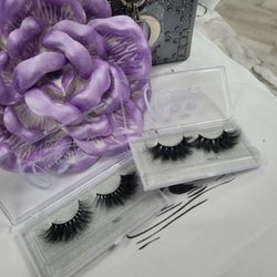 Oluchi Boutique By Lisa - 3D & 5D Mink Eyelashes