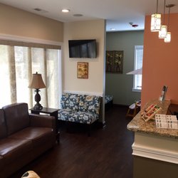 Webster Dental Care - La Grange Park - Comfortable waiting area