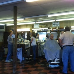 Simmons Barber Shop - Quintessential barber shop!