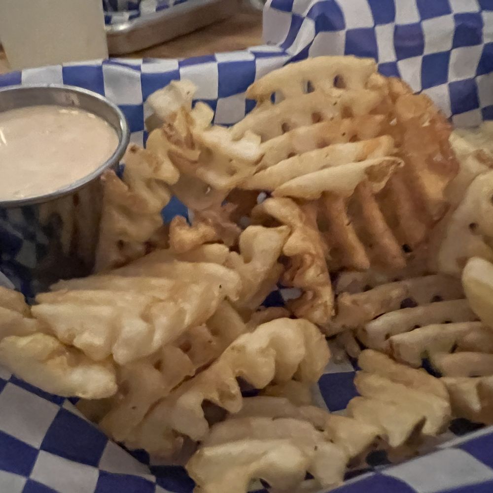 Bingo Beer - Waffle fries - Breweries Near Me - Richmond, Virginia