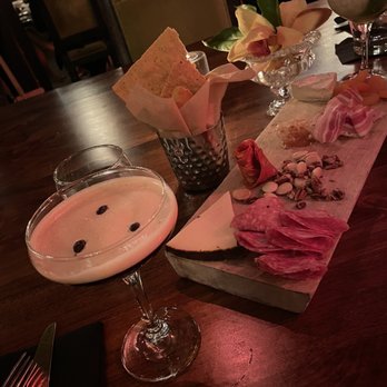 CW's Gin Joint - Expresso martini - Cocktail Bars Near Me - Tampa, Florida CW's Gin Joint - Expresso martini - Cocktail Bars Near Me - Tampa, Florida