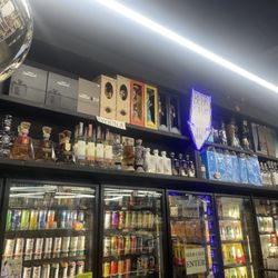 Hilltop Liquor