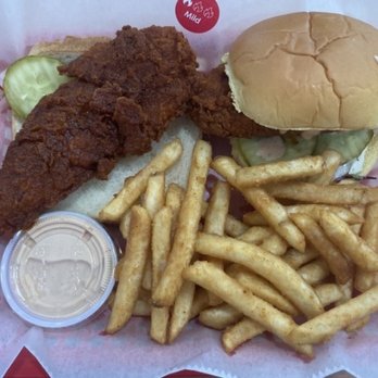 Twinz Hot Chicken - Combo 2 - Chicken Shop Near Me - Jersey City, New Jersey Twinz Hot Chicken - Combo 2 - Chicken Shop Near Me - Jersey City, New Jersey