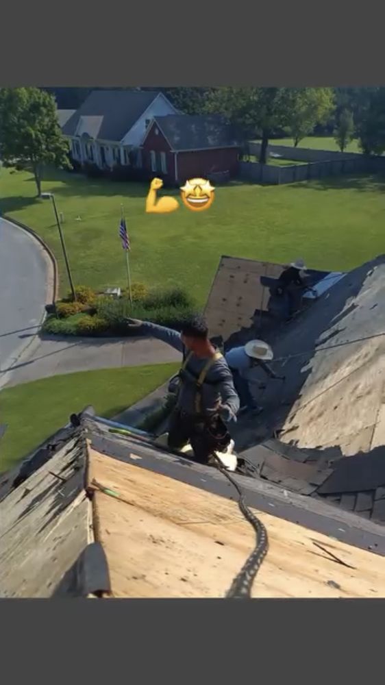 Slide of E & S Roofing