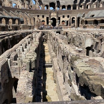 Colosseum - Landmarks & Historical Buildings Near Me - Rome, RM