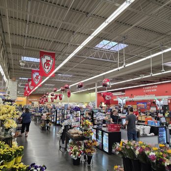 Hy-Vee - Grocery Near Me - Blue Springs, Missouri Hy-Vee - Grocery Near Me - Blue Springs, Missouri