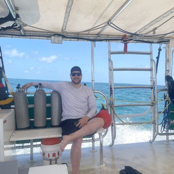 Amoray Dive Resort - Resorts Near Me - Key Largo, Florida
