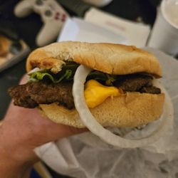 Steak ’n Shake - Steakburger with cheese